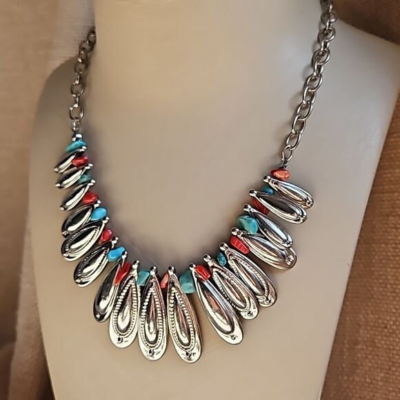 Southwestern Silver & Faux Turquoise Bib Collar Statement Necklace - Picture 3 of 6